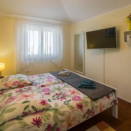 Holiday Home Loborika *