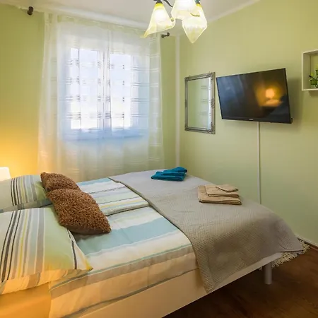Holiday Home Loborika